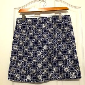 J Crew Factory lined mini skirt. Zips in back. Size 6 Preppy